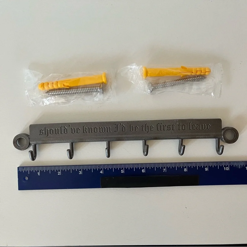 NWT Taylor Swift Reputation Keyholder